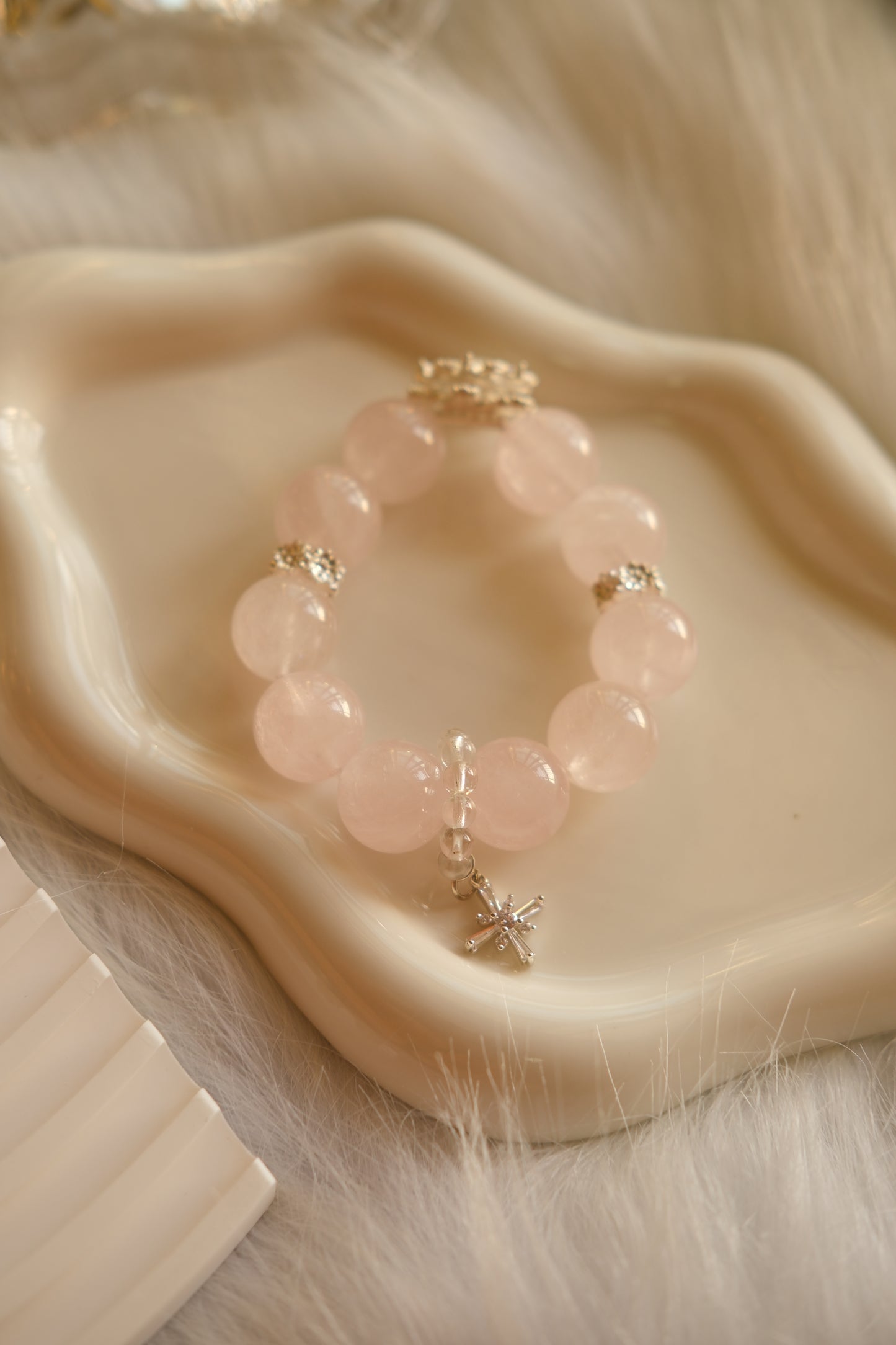 Rose Quartz with Rotatable Snowflake crystal bracelet (Elastic)