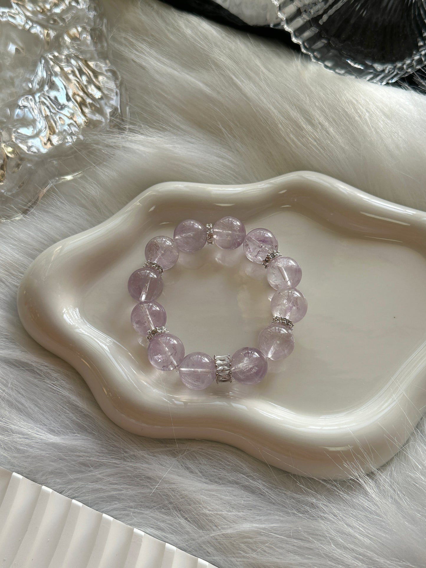 Lavender Amethyst Bracelet  (Elastic)