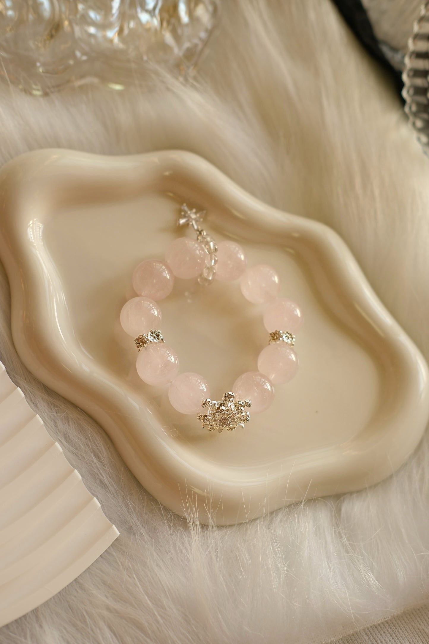 Rose Quartz with Rotatable Snowflake crystal bracelet (Elastic)