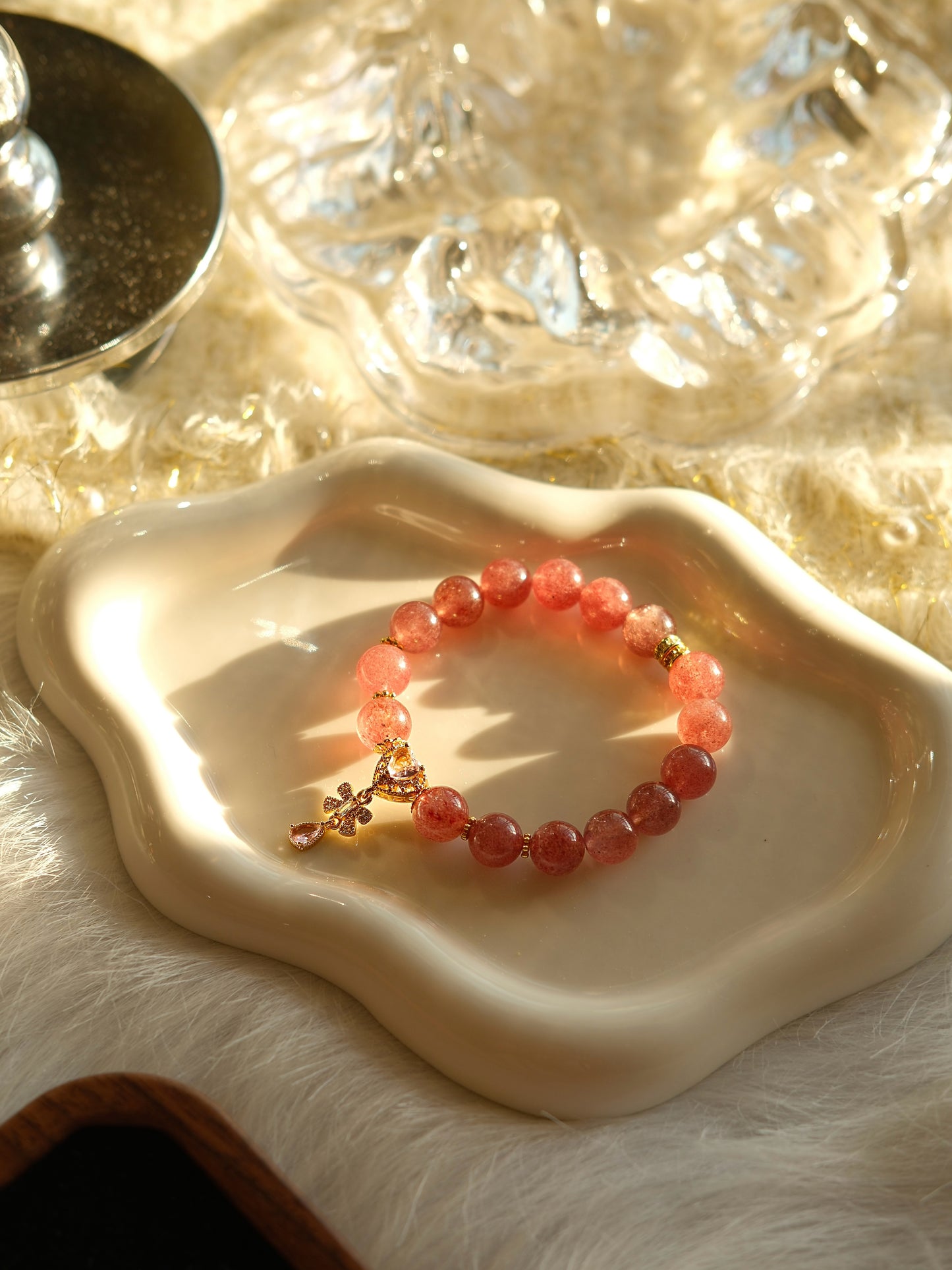 Blood Strawberry quartz with heart charm crystal bracelet (Elastic)